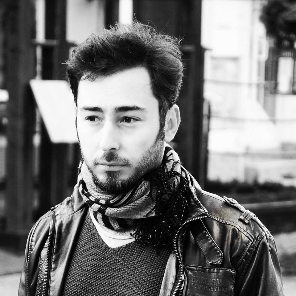 Artistul Adrian Jugaru a ajuns cu lucrările sale la New York