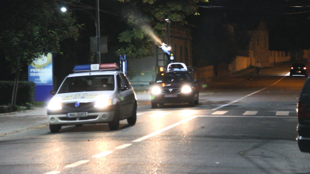 În Odobești s-a făcut dezinsecție! VEZI imaginile VIDEO