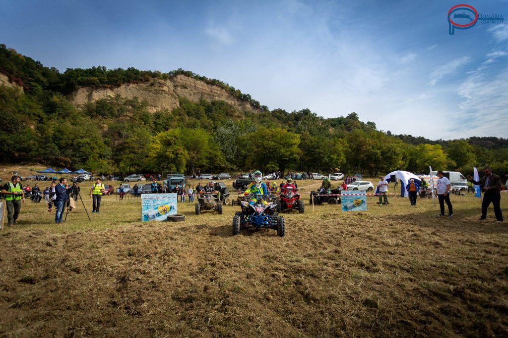 Cea de a patra etapă Naţională de EnduroCross s-a ţinut pentru prima dată în Vrancea, la marginea oraşului Odobeşti