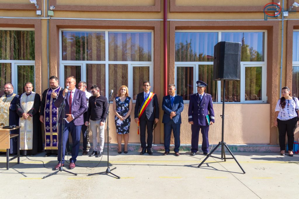 Discursul primarului Daniel Nicolaș la începutul anului școlar