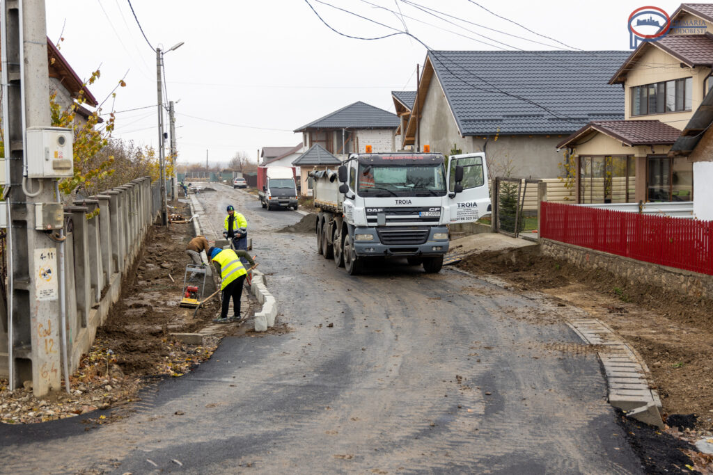 Se lucrează pe străzile Ștefan cel Mare, Panduri, Frații Pamfil, Manea Băiatu și Dumitru Velniță